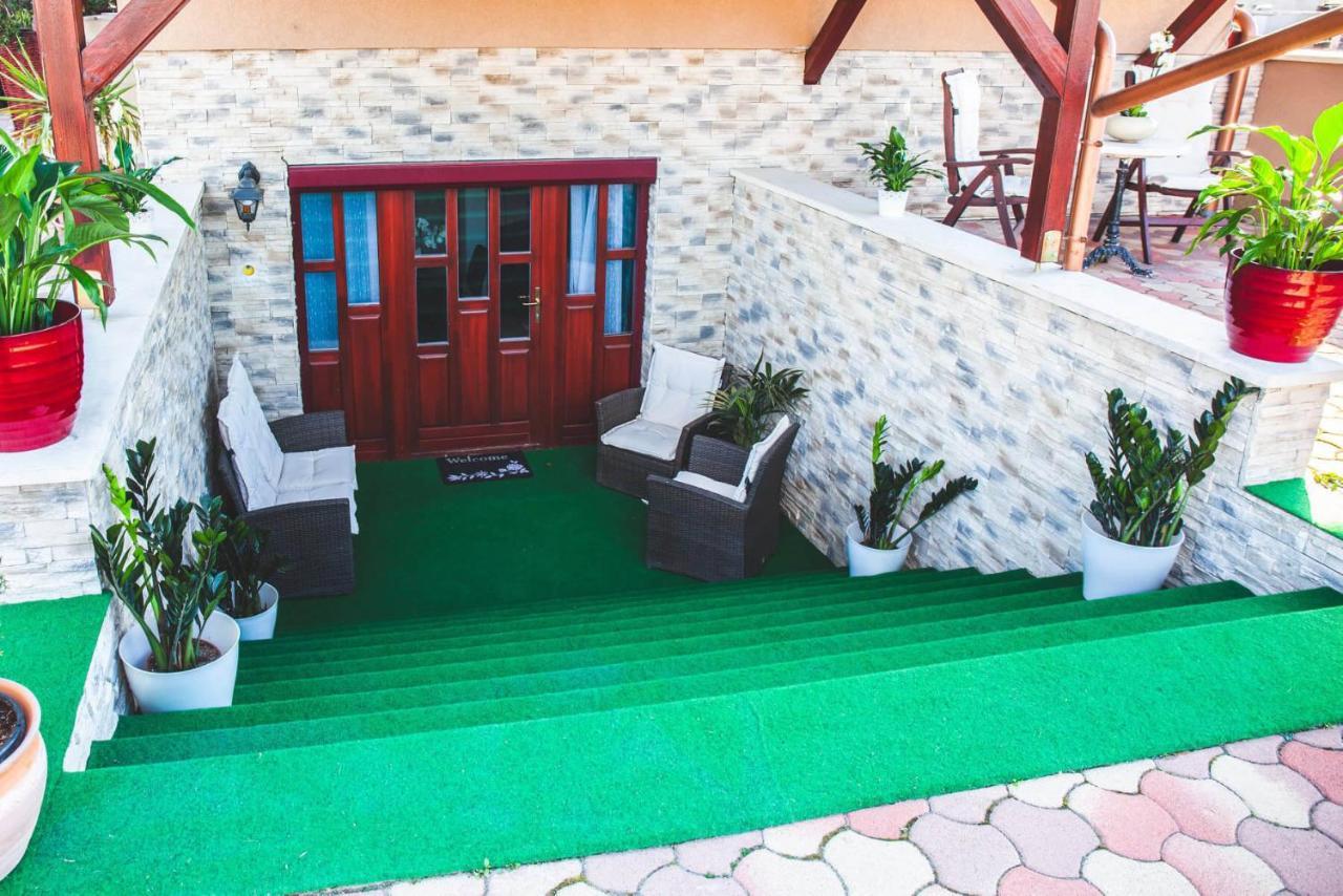 Barackos Wellness Villa Fot 外观 照片
