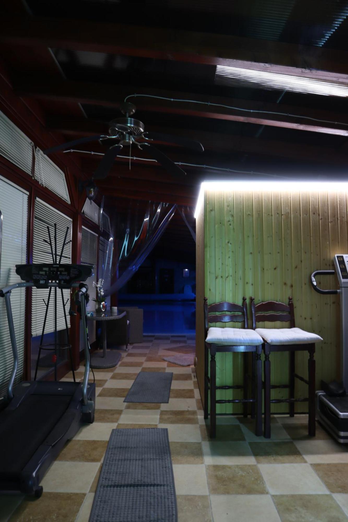 Barackos Wellness Villa Fot 外观 照片